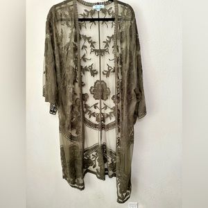 She & Sky lace kimono, duster, lingerie topper, or swimsuit coverup. M/L